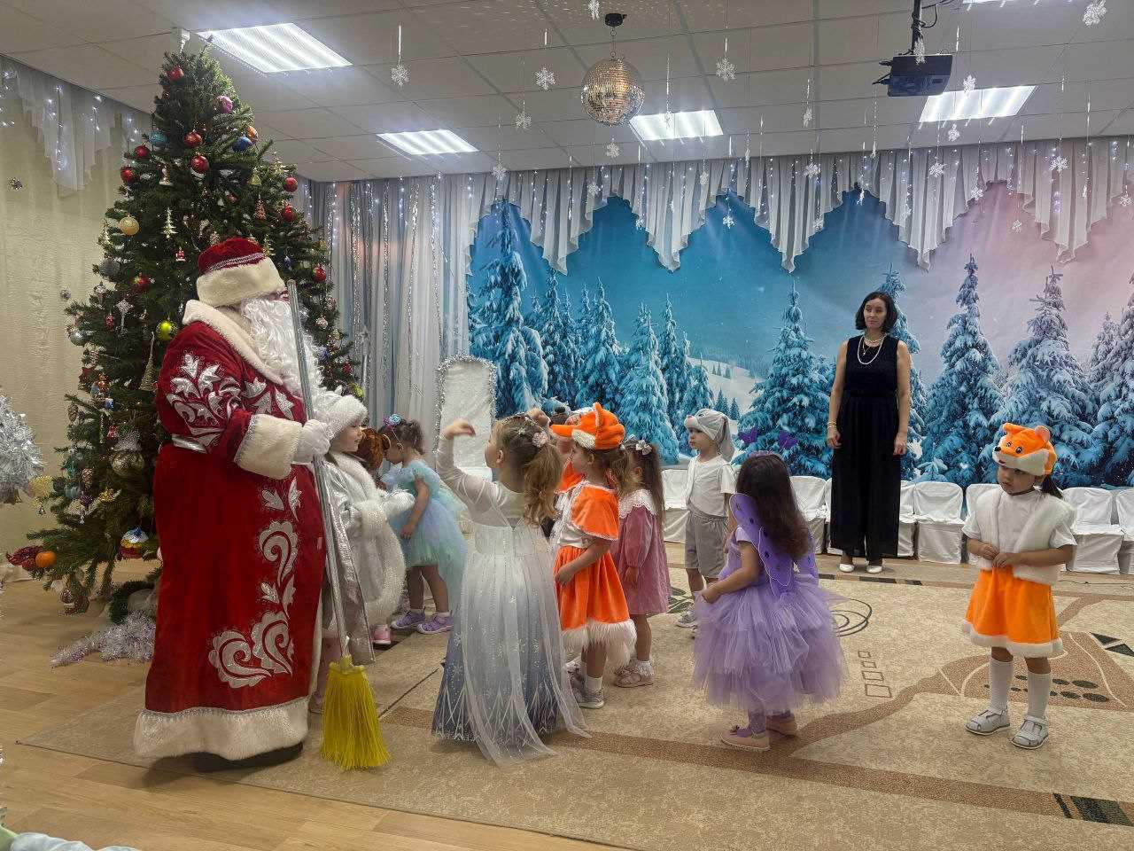 D:\Детский сад\25-26\САЙТ\Новый год\изменённые\IMG_7193.JPG